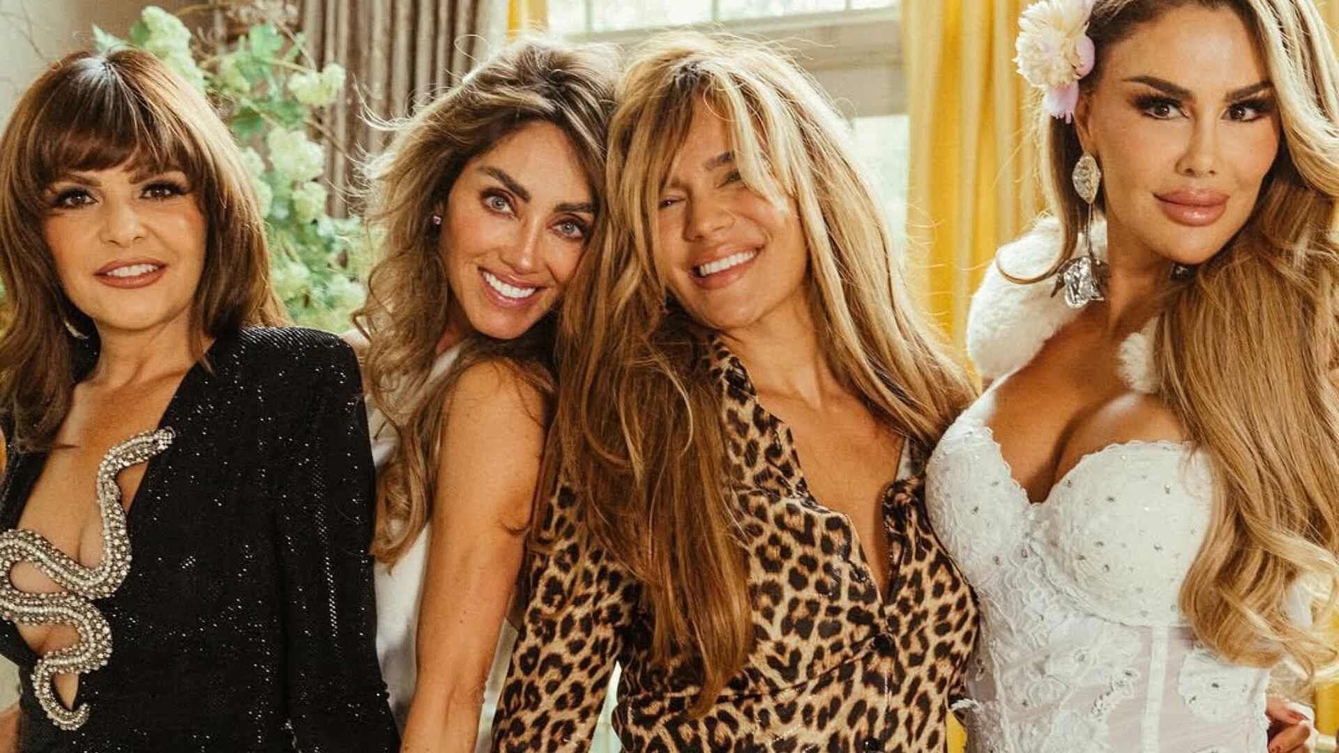 Karol G Revela Avance de "Tropicoqueta" al Estilo de Telenovela