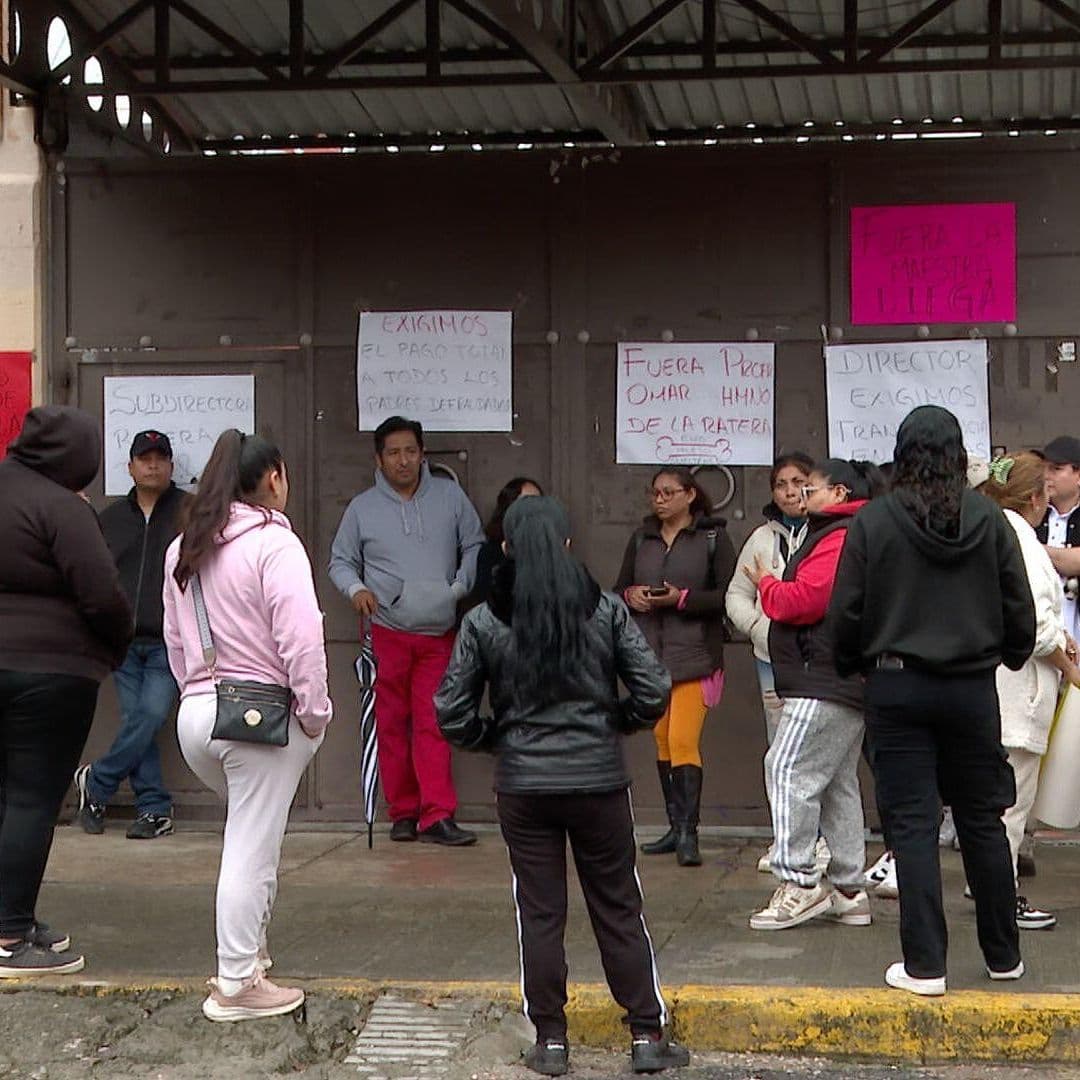 Denuncian Irregularidades en Secundaria de San Bartolo en Puebla