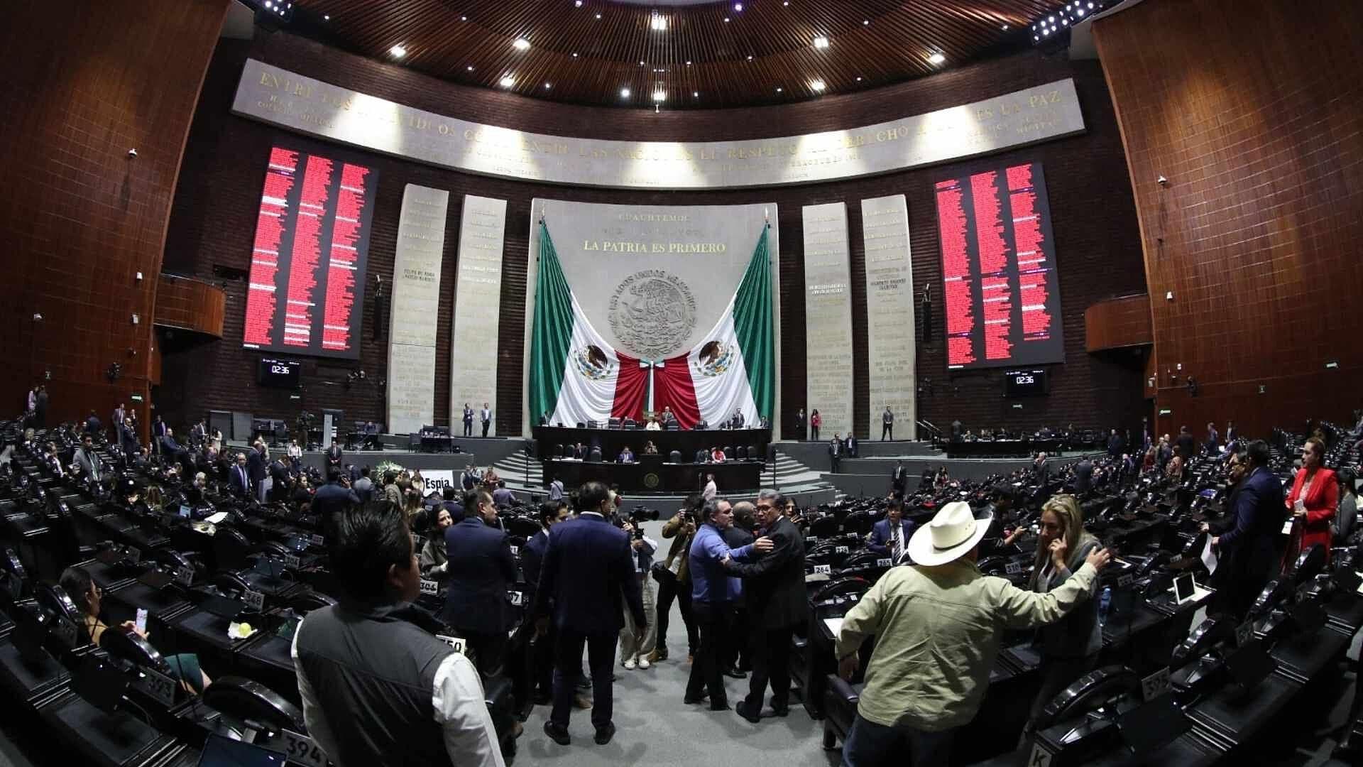FOTO: Diputados Aprueban Ley de Población que Avala Curp Biométrica